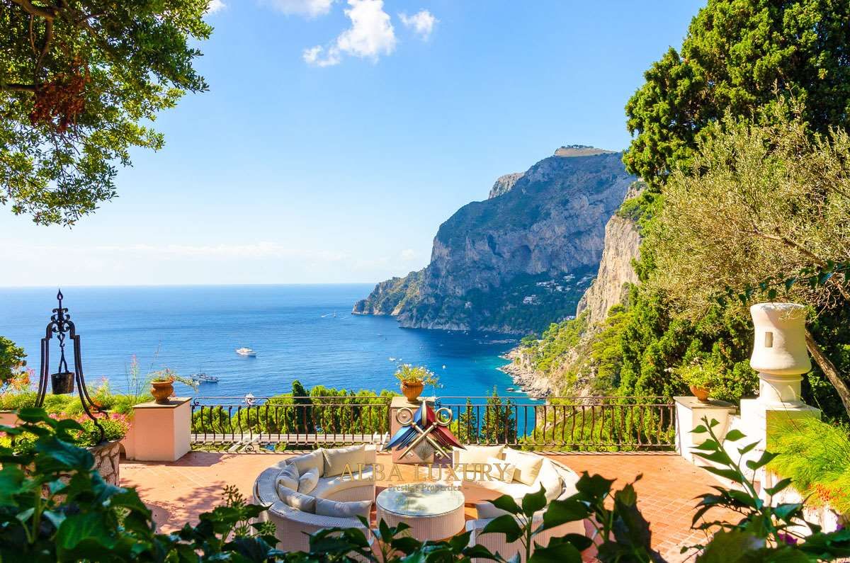 Villa en Capri, Italia, 500 m² - imagen 1