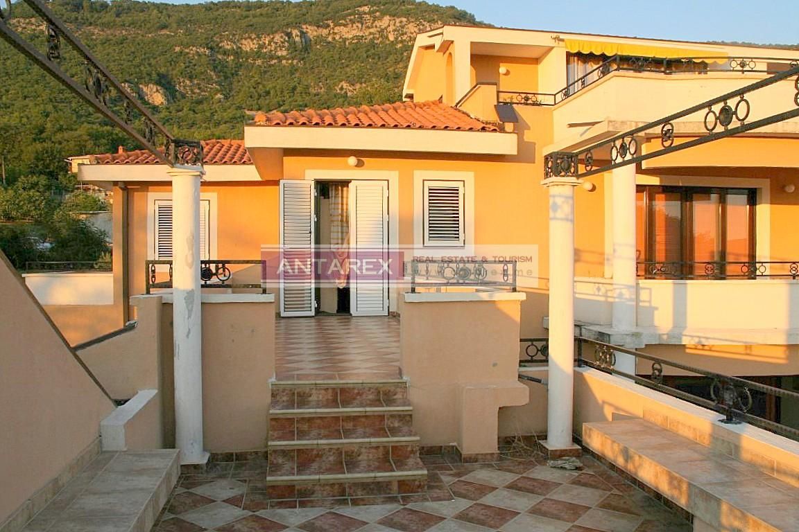 Villa a Kavac, Montenegro, 450 m² - foto 12