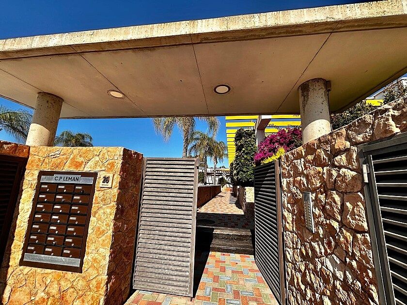 Villa in Mil Palmeras, Spain, 70 m² - picture 1
