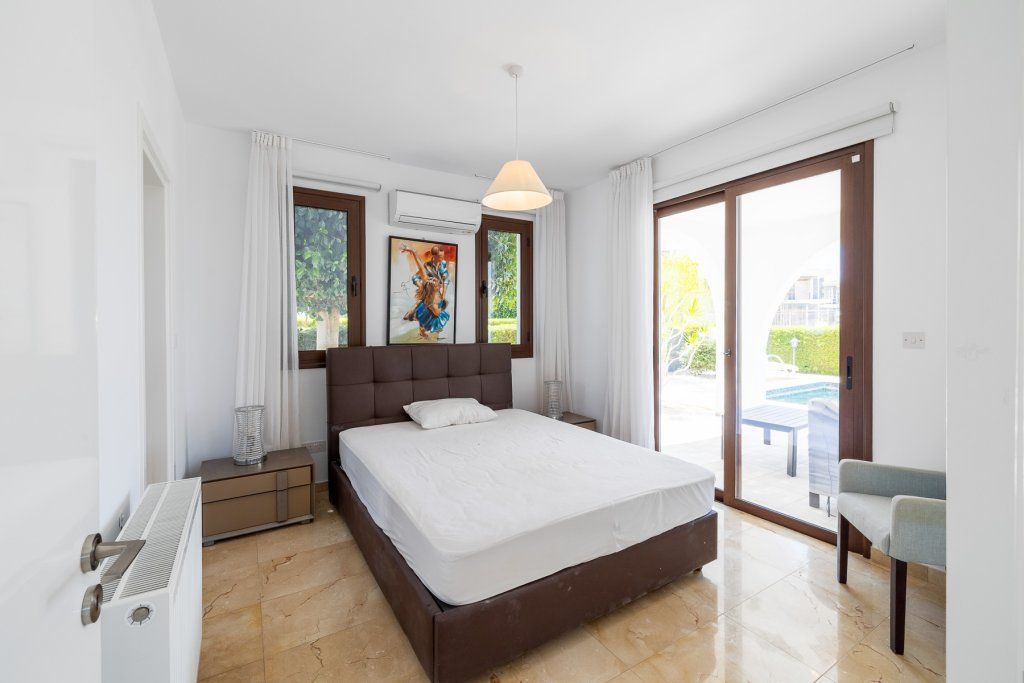 Flat in Paphos, Cyprus, 162 m² - picture 7