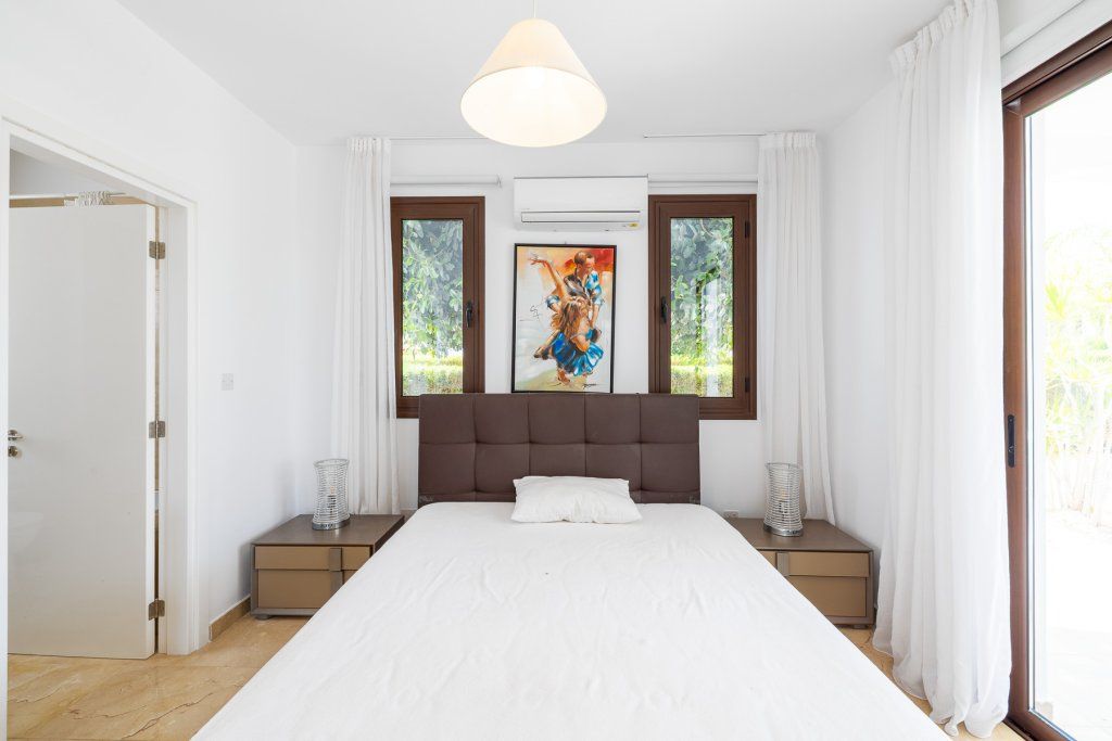 Flat in Paphos, Cyprus, 162 m² - picture 8