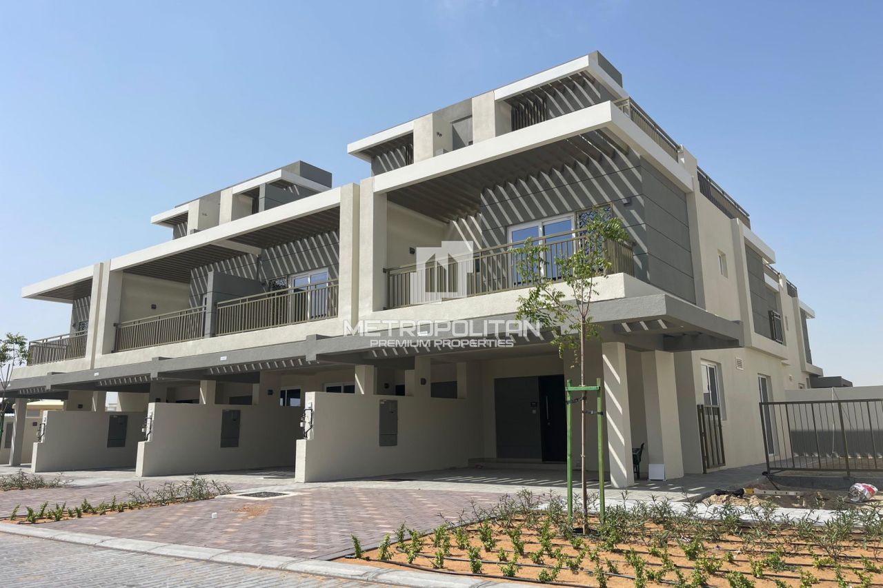 Townhouse a Dubai, EAU, 184 m² - foto 1