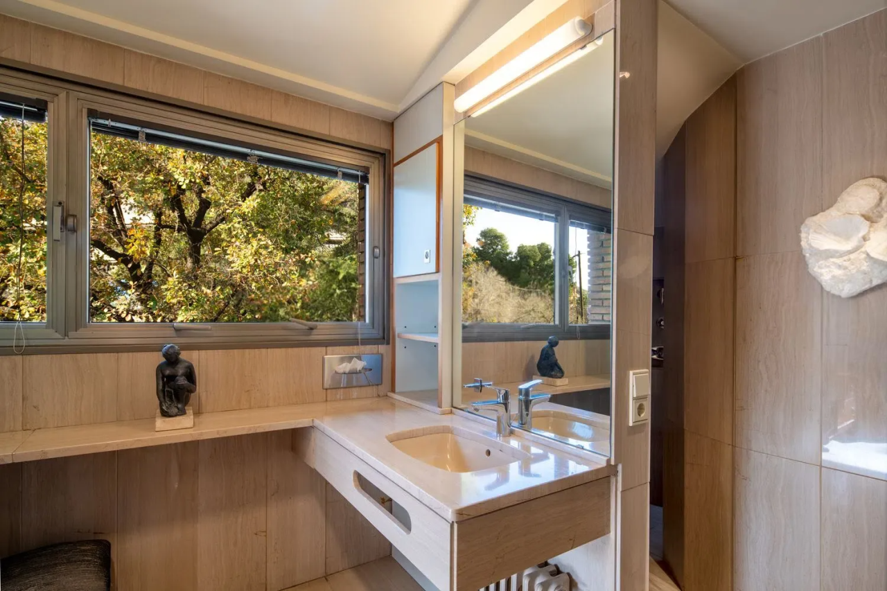 Villa dans la Zona Alta, Espagne, 678 m² - image 11