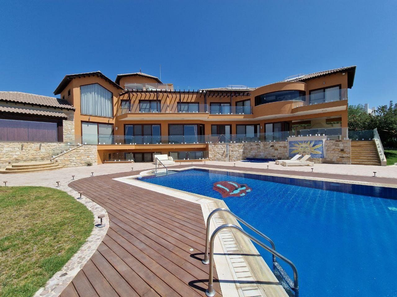 Maison à Agios Tychon, Chypre - image 1