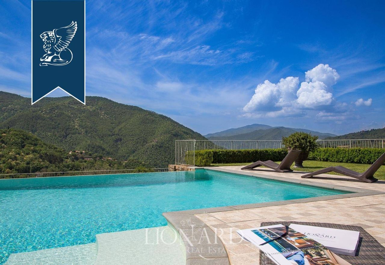 Villa a Firenze, Italia, 900 m² - foto 7