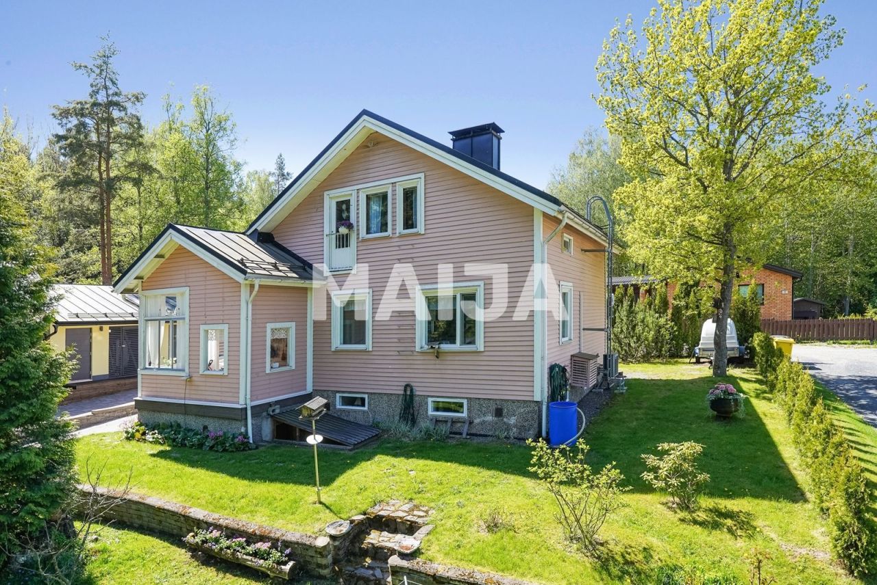 Maison à Helsinki, Finlande, 100 m² - image 1