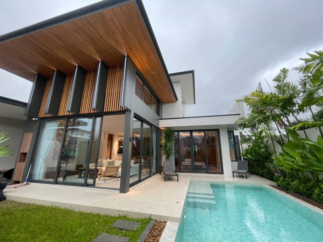Casa en Phuket, Tailandia, 314 m² - imagen 1