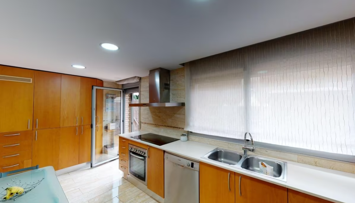 Cottage in Castelldefels, Spanien, 205 m² - Foto 5