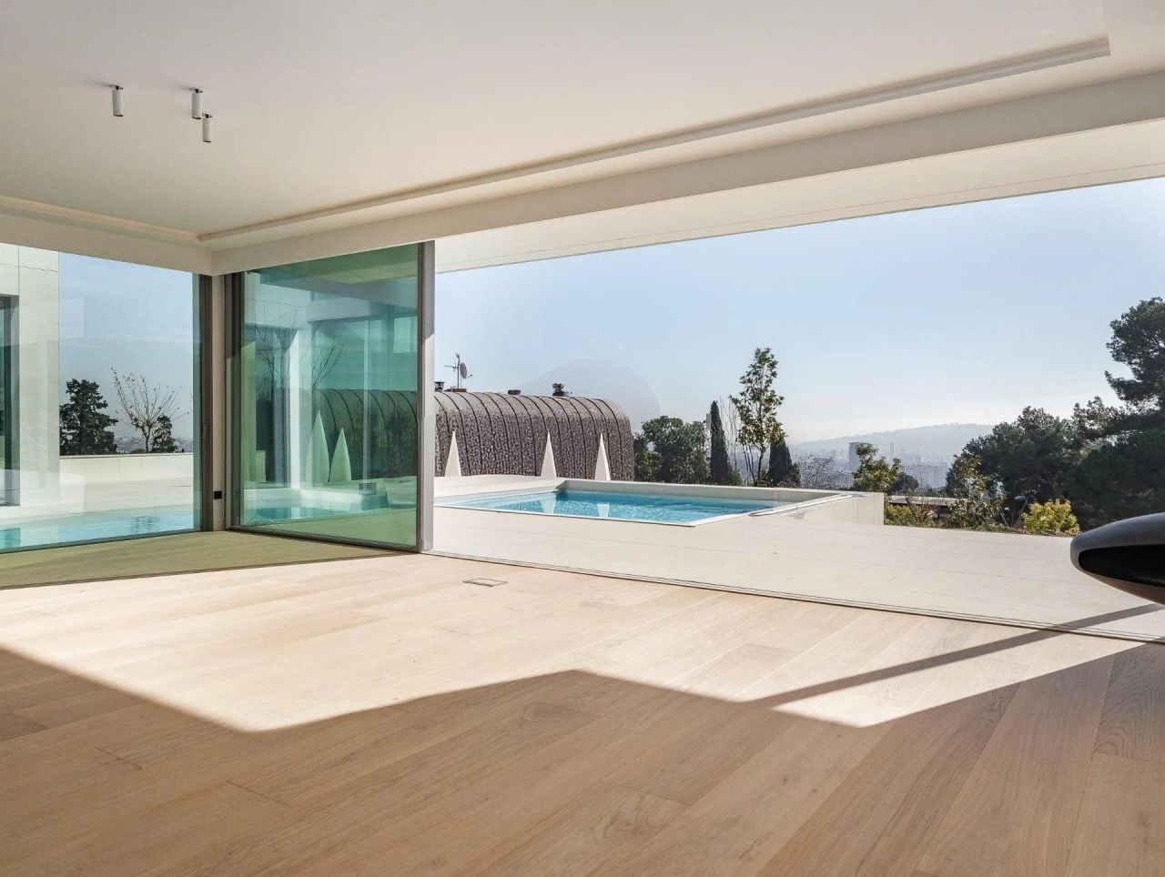 Haus in Barcelona, Spanien, 1 216 m² - Foto 10
