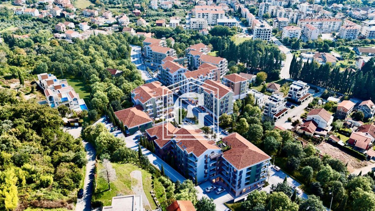 Apartment in Tivat, Montenegro, 69 m² - picture 13