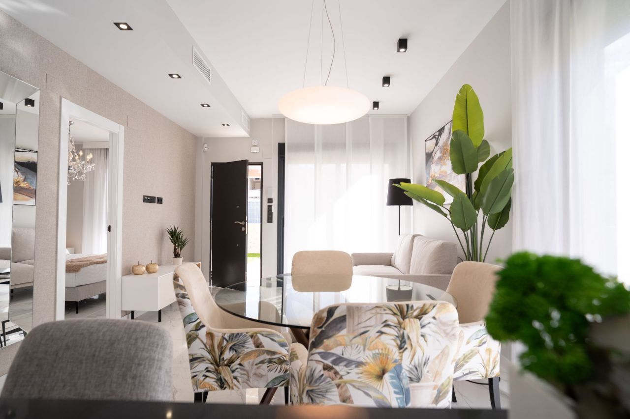 Bungalow in Pilar de la Horadada, Spanien, 87 m² - Foto 1
