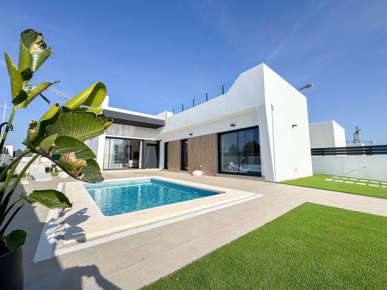 Villa en San Miguel de Salinas, España, 108 m² - imagen 1