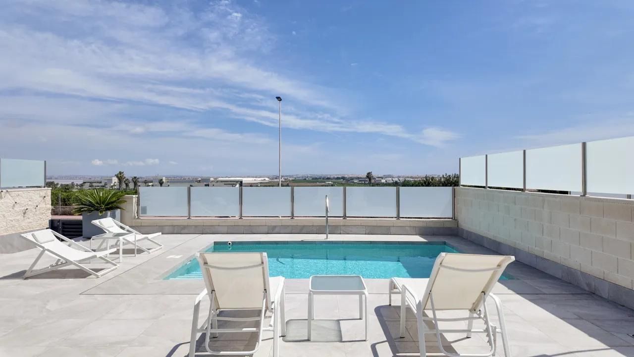Villa en Torrevieja, España, 180 m² - imagen 1