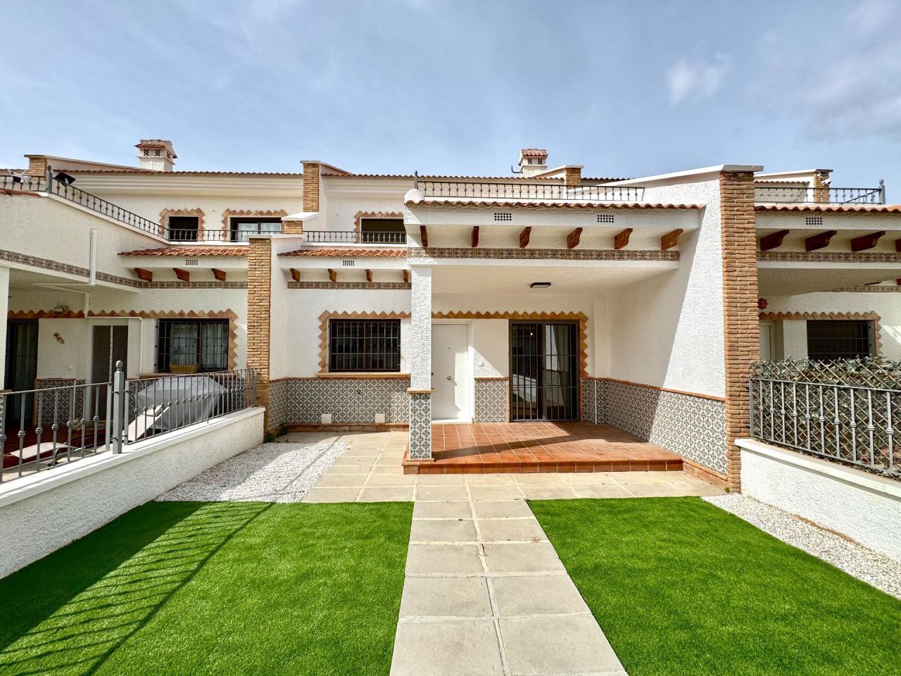 Chalet in San Miguel de Salinas, Spanien, 106 m² - Foto 1