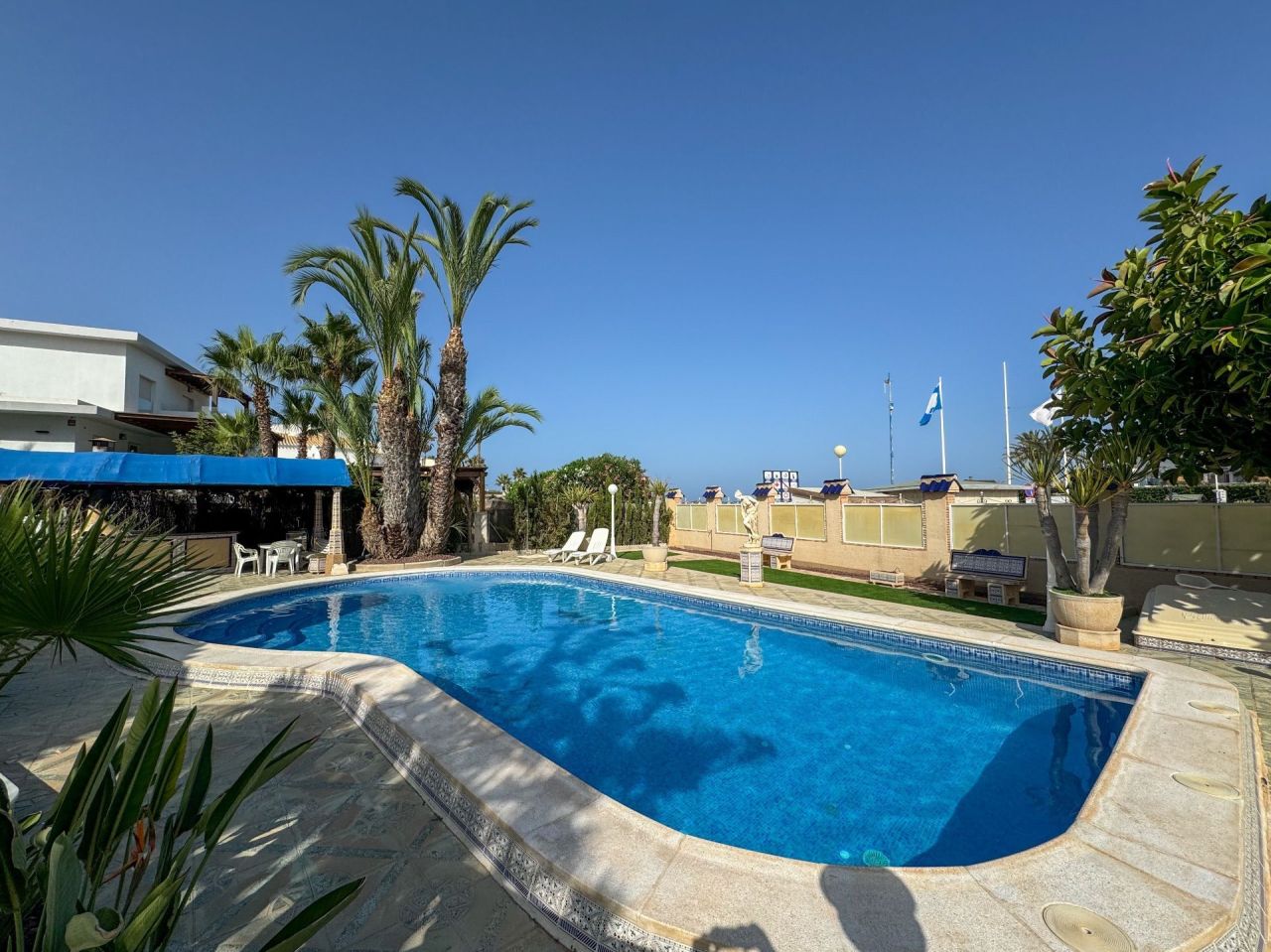 Villa in Orihuela Costa, Spanien, 270 m² - Foto 1