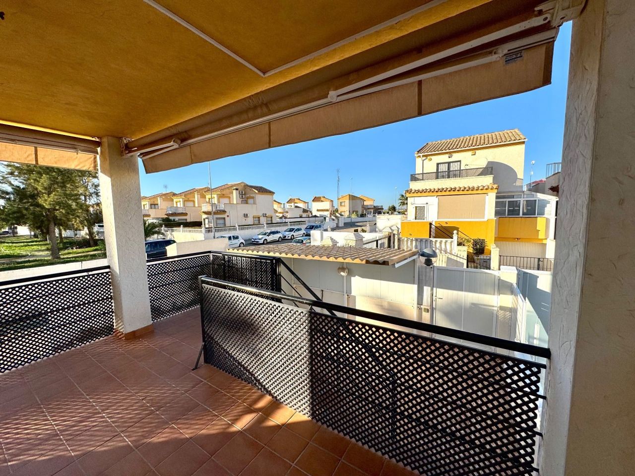 Villa in Guardamar del Segura, Spanien, 250 m² - Foto 5