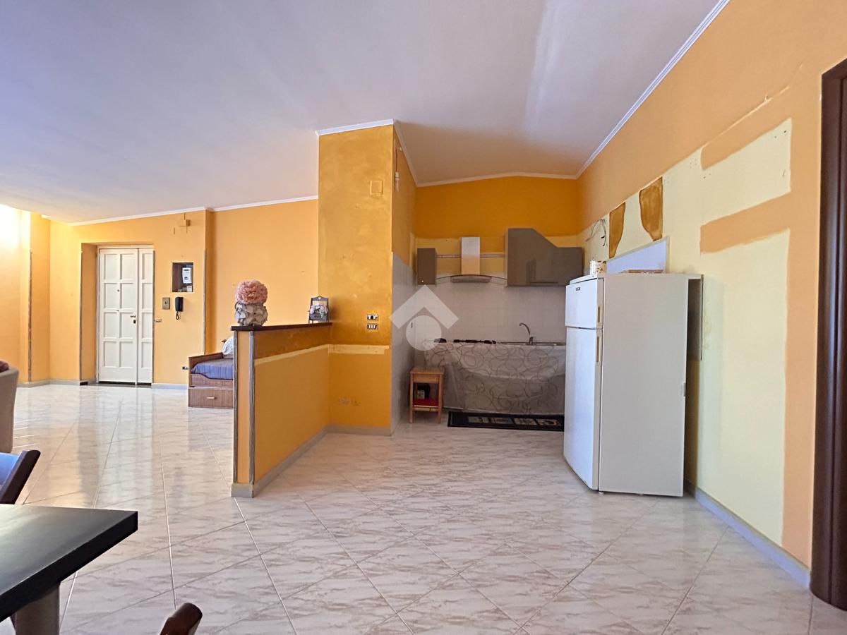 Piso en Scalea, Italia, 76 m² - imagen 3