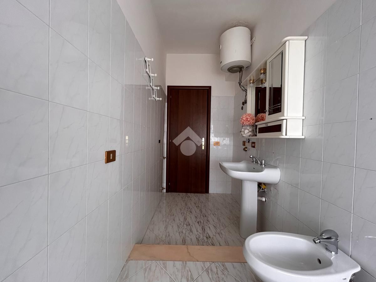 Piso en Scalea, Italia, 76 m² - imagen 9