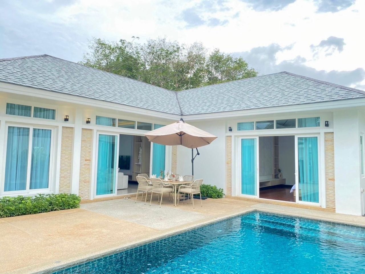 Villa en Phuket, Tailandia, 326 m² - imagen 1