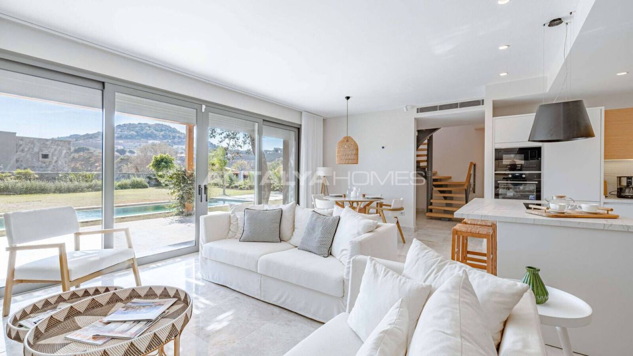 Villa à Bodrum, Turquie, 240 m² - image 11