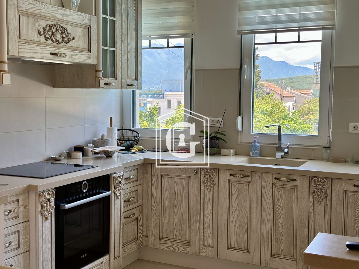 Villa on Lustica peninsula, Montenegro, 211 m² - picture 9
