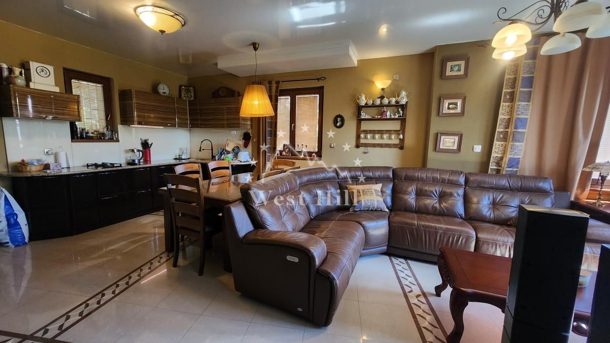 Casa en Bijela, Montenegro, 250 m² - imagen 4