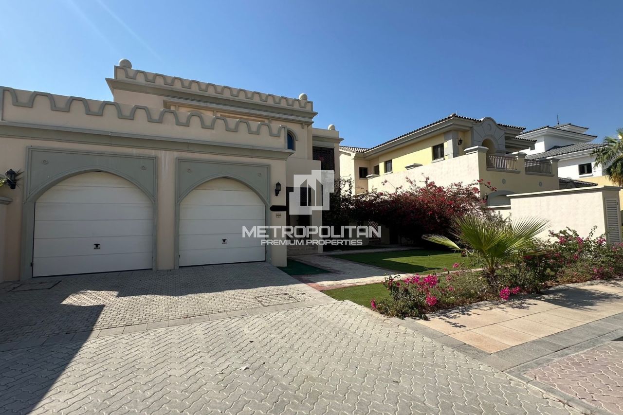 Villa en Dubái, EAU, 1 394 m² - imagen 1