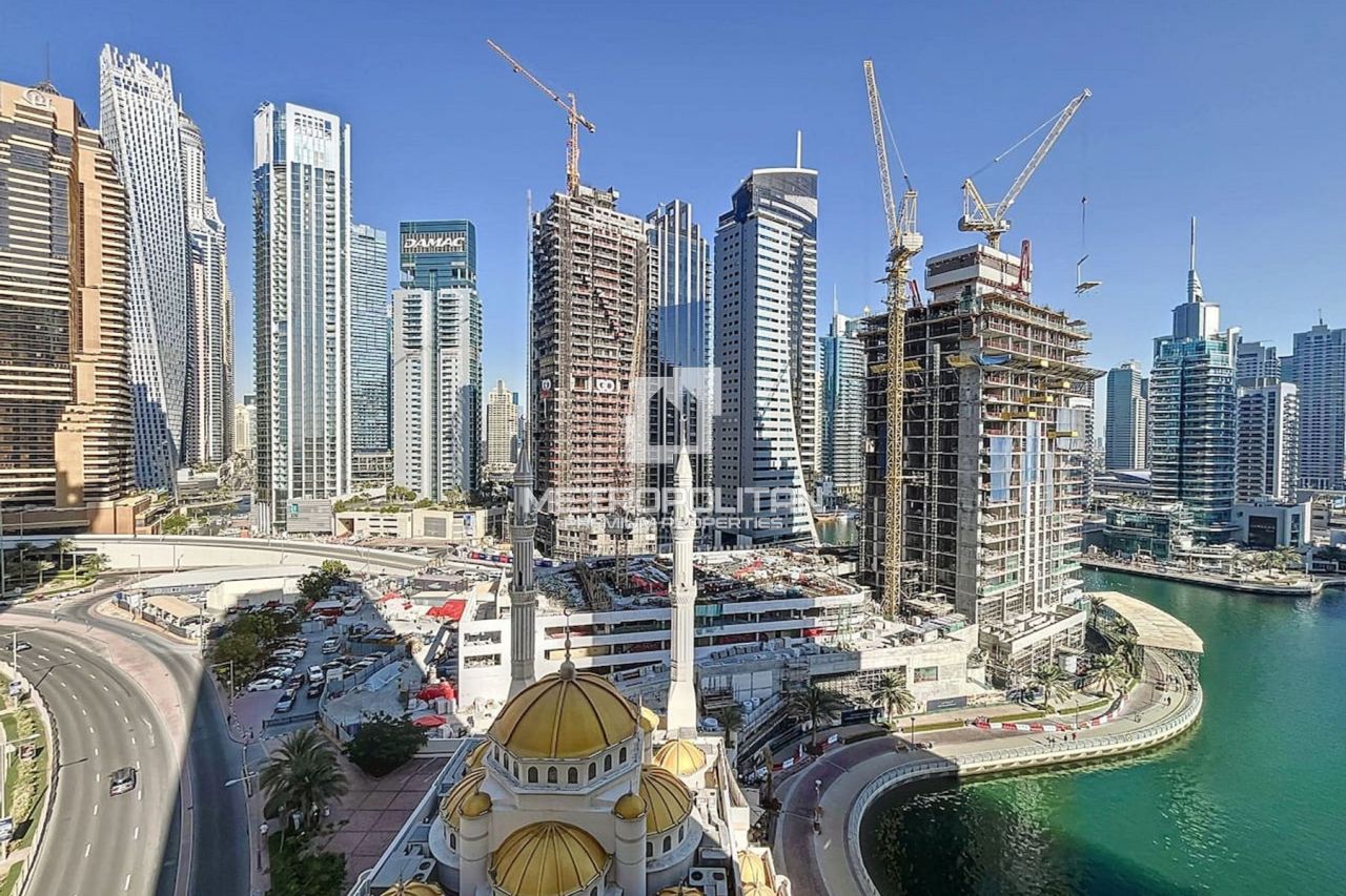 Apartment in Dubai, UAE, 86 m² - picture 1