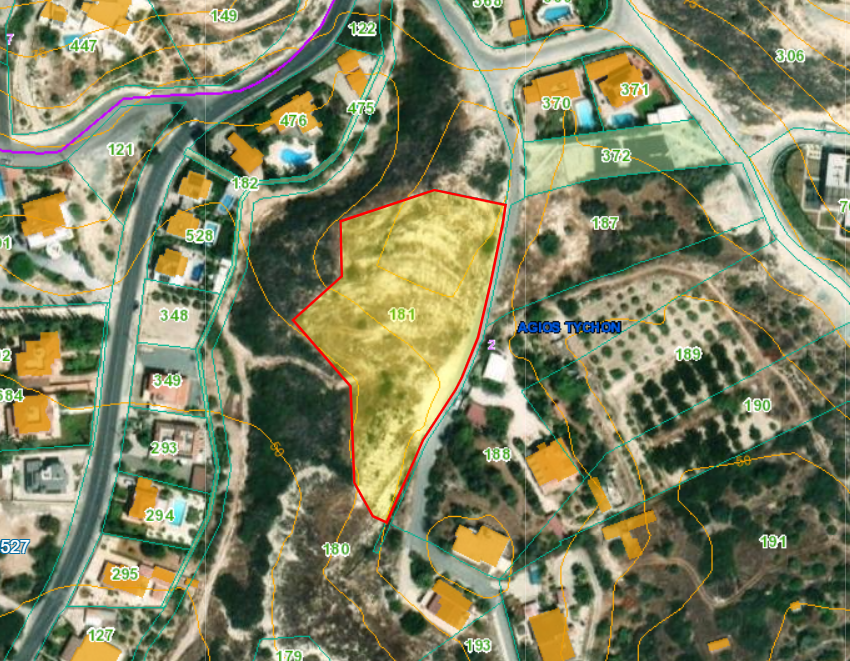 Terreno en Agios Tychon, Chipre, 5 790 m² - imagen 1