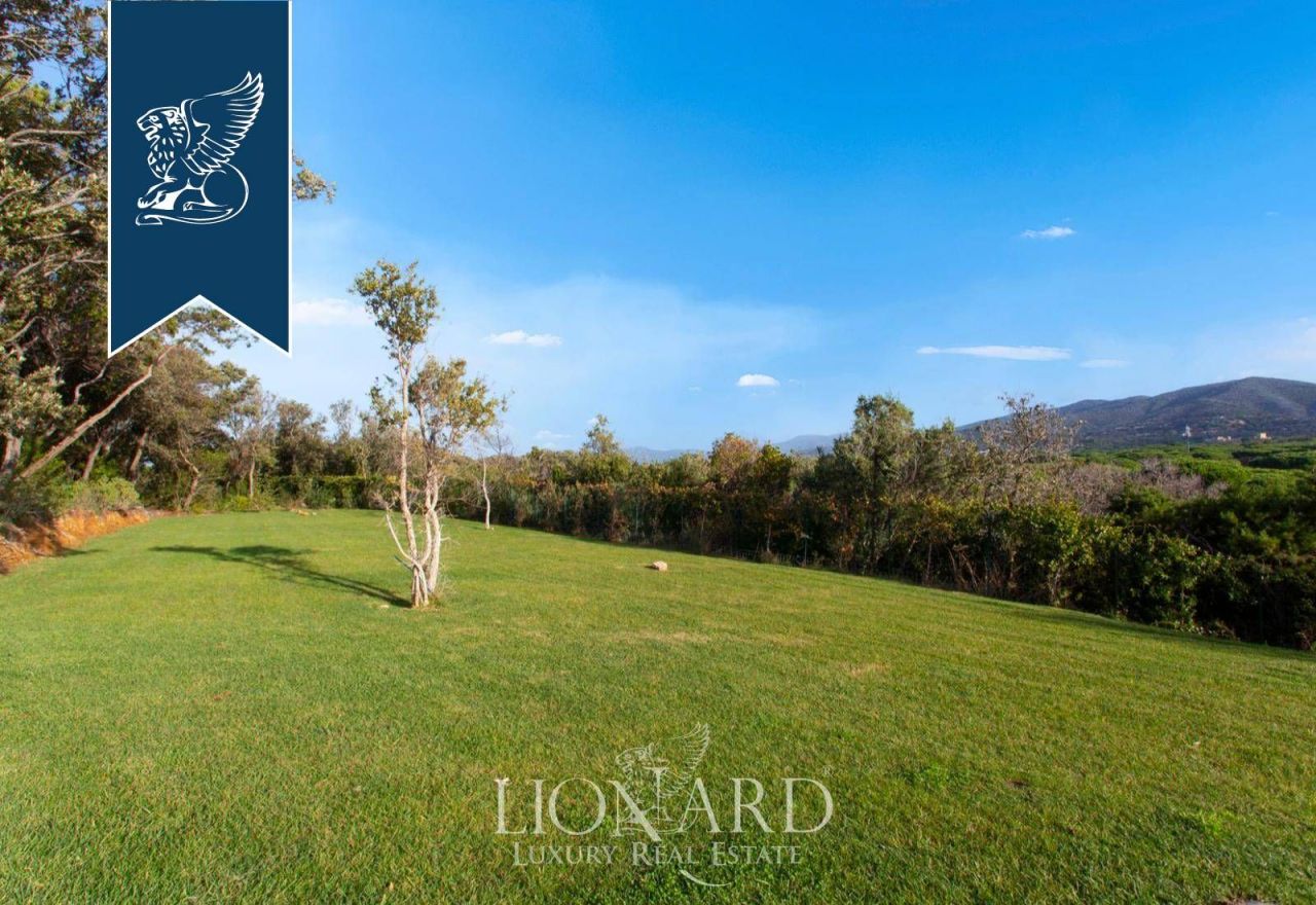 Villa in Castiglione della Pescaia, Italy, 350 m² - picture 4