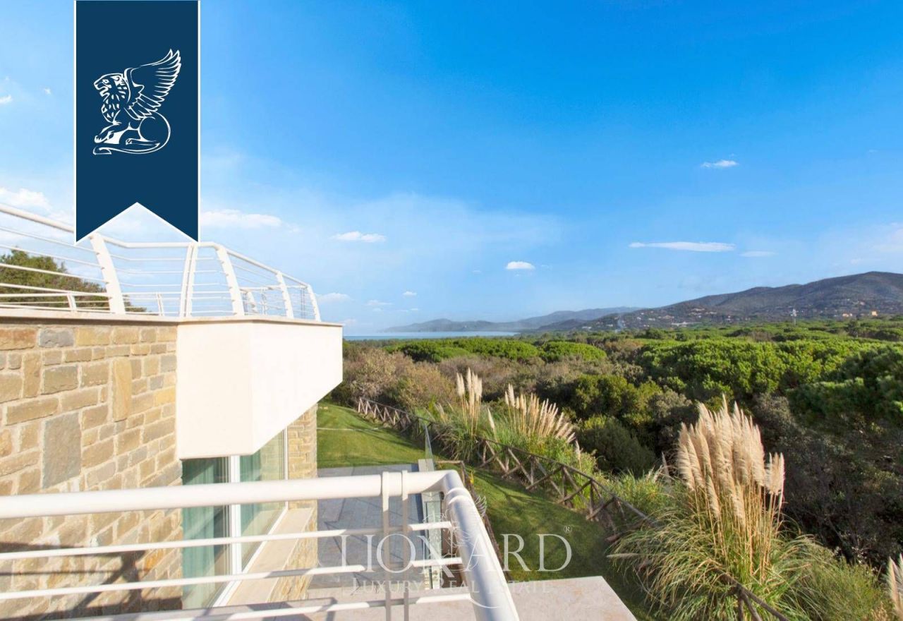 Villa in Castiglione della Pescaia, Italy, 350 m² - picture 10