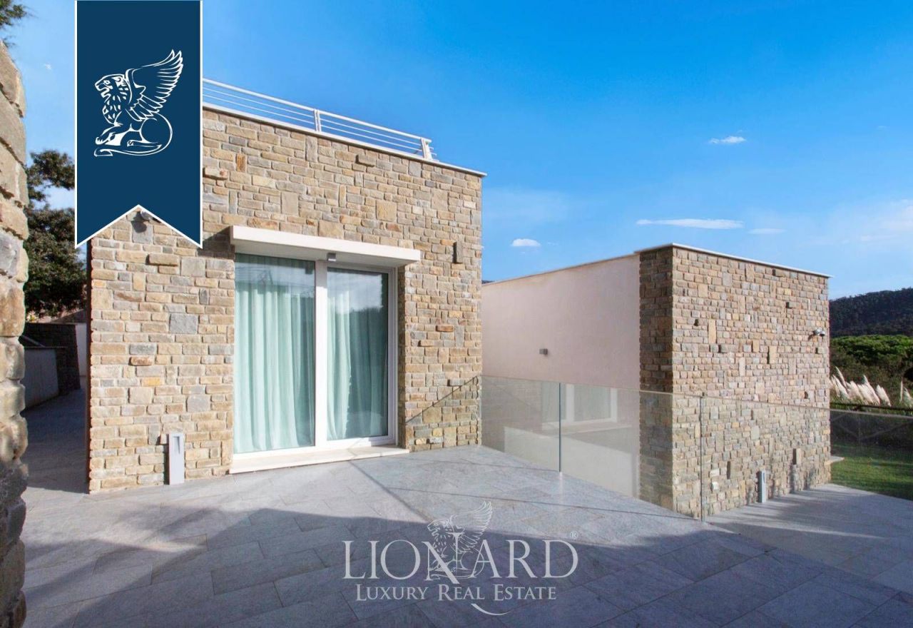 Villa in Castiglione della Pescaia, Italy, 350 m² - picture 11