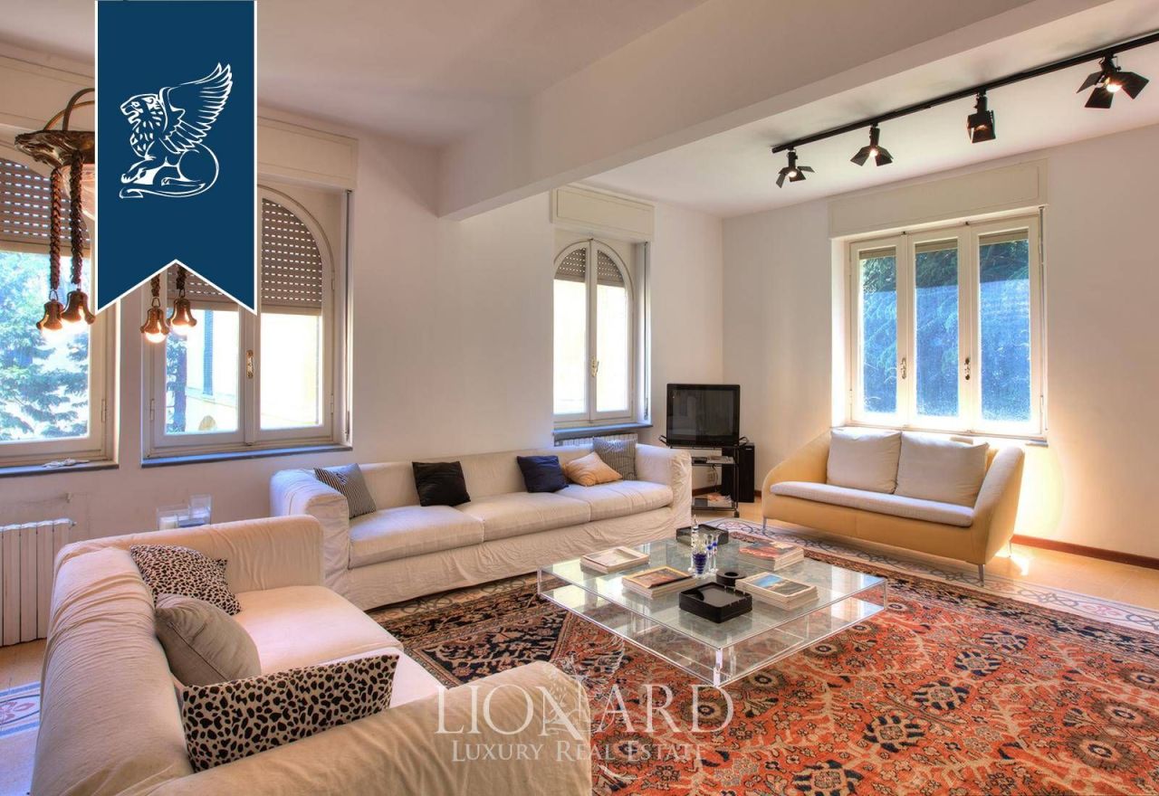 Villa en Lecco, Italia, 900 m² - imagen 15