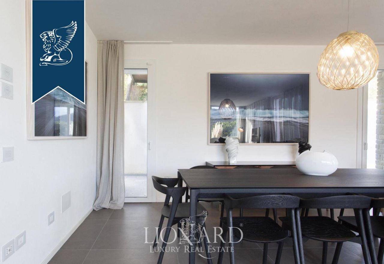 Villa in Castiglione della Pescaia, Italy, 350 m² - picture 15