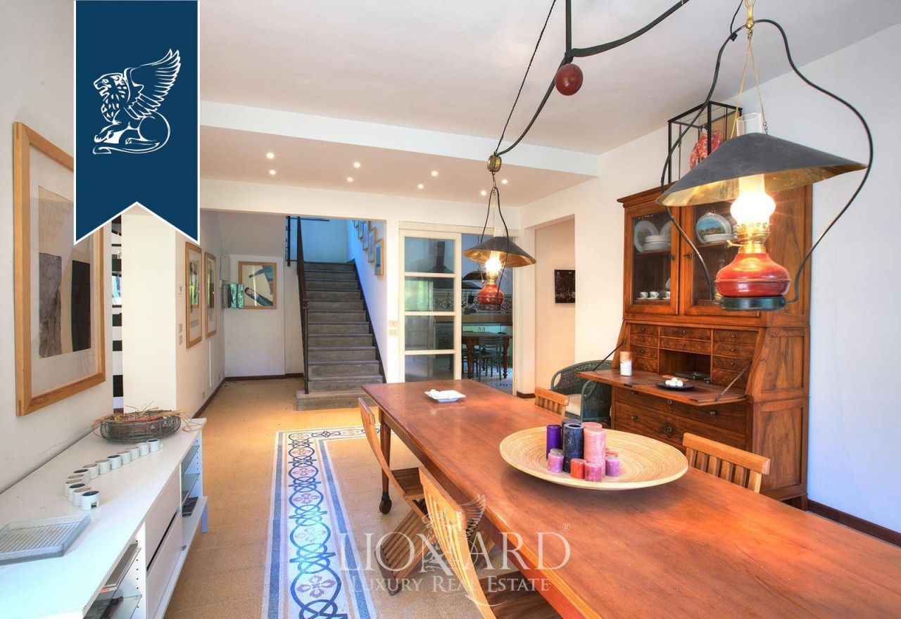 Villa en Lecco, Italia, 900 m² - imagen 17