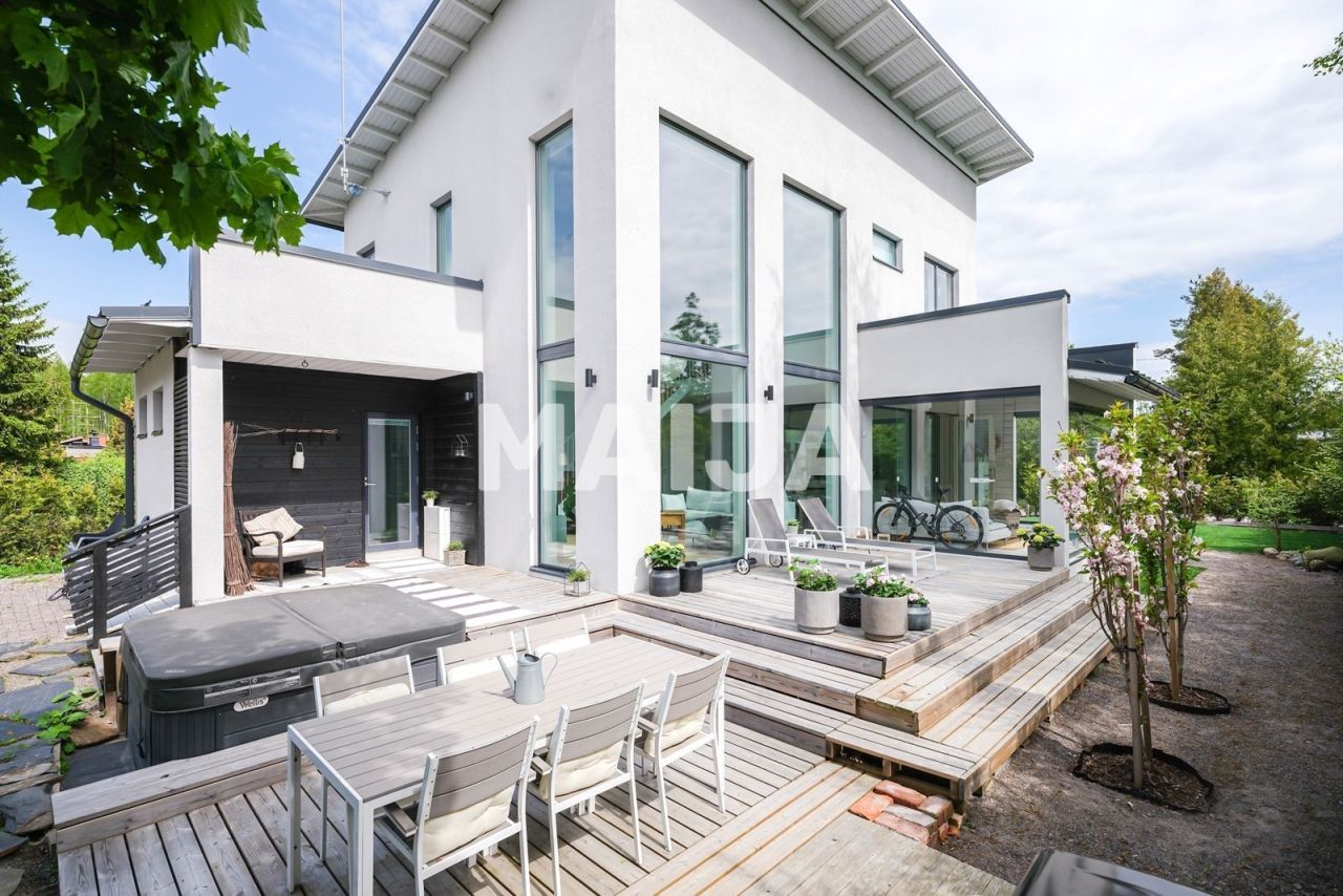 Haus in Vantaa, Finnland, 132 m² - Foto 1