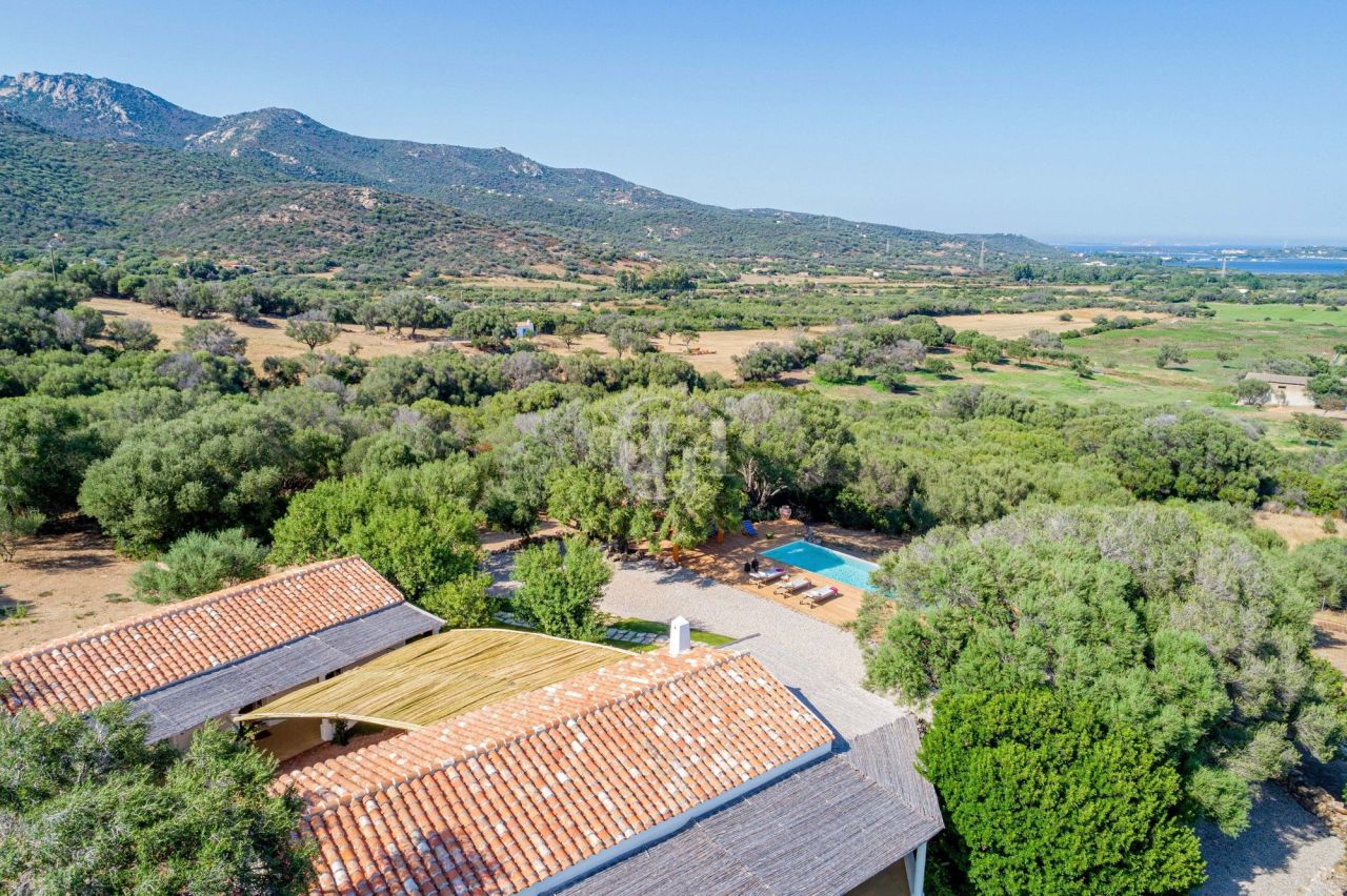 Villa en Arzachena, Italia, 200 m² - imagen 5