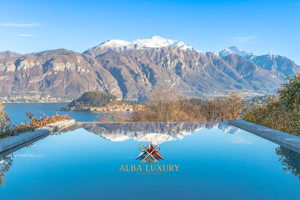 Villa à Griante, Italie, 400 m² - image 1