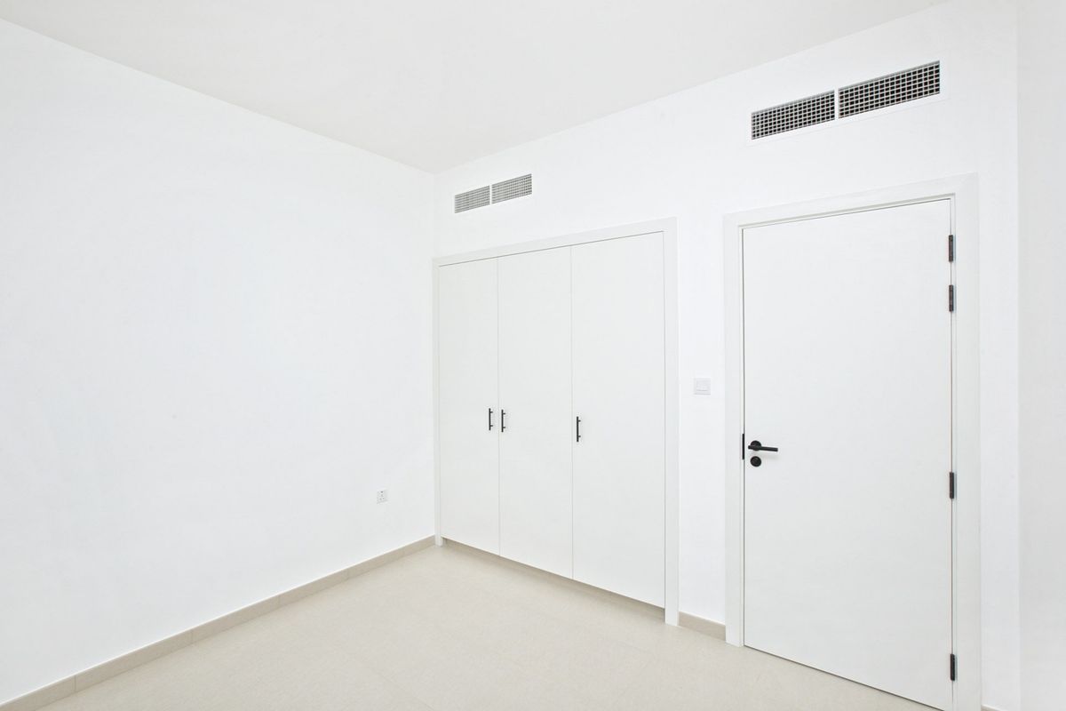 Casa adosada en Dubái, EAU, 206 m² - imagen 1
