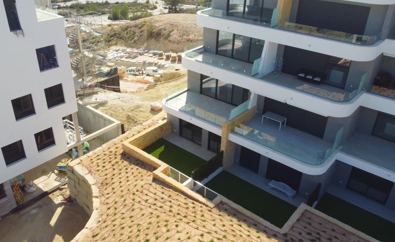 Maison à Benidorm, Espagne, 275 m² - image 1