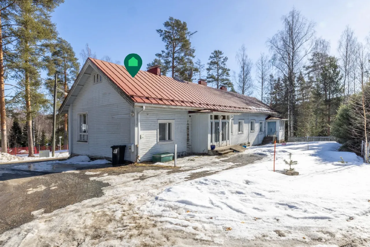 Casa en Anttola, Finlandia, 258 m² - imagen 1