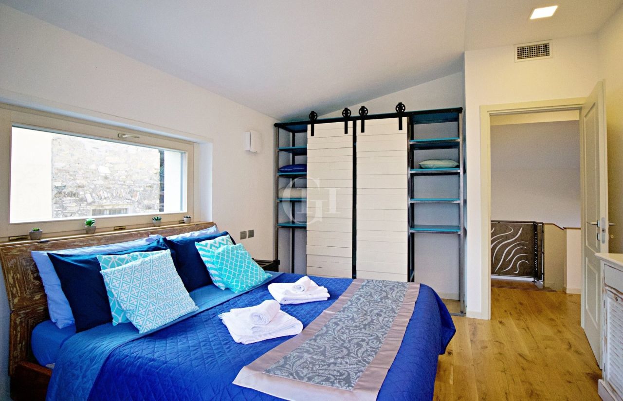 Villa on Lake Como, Italy, 260 m² - picture 10