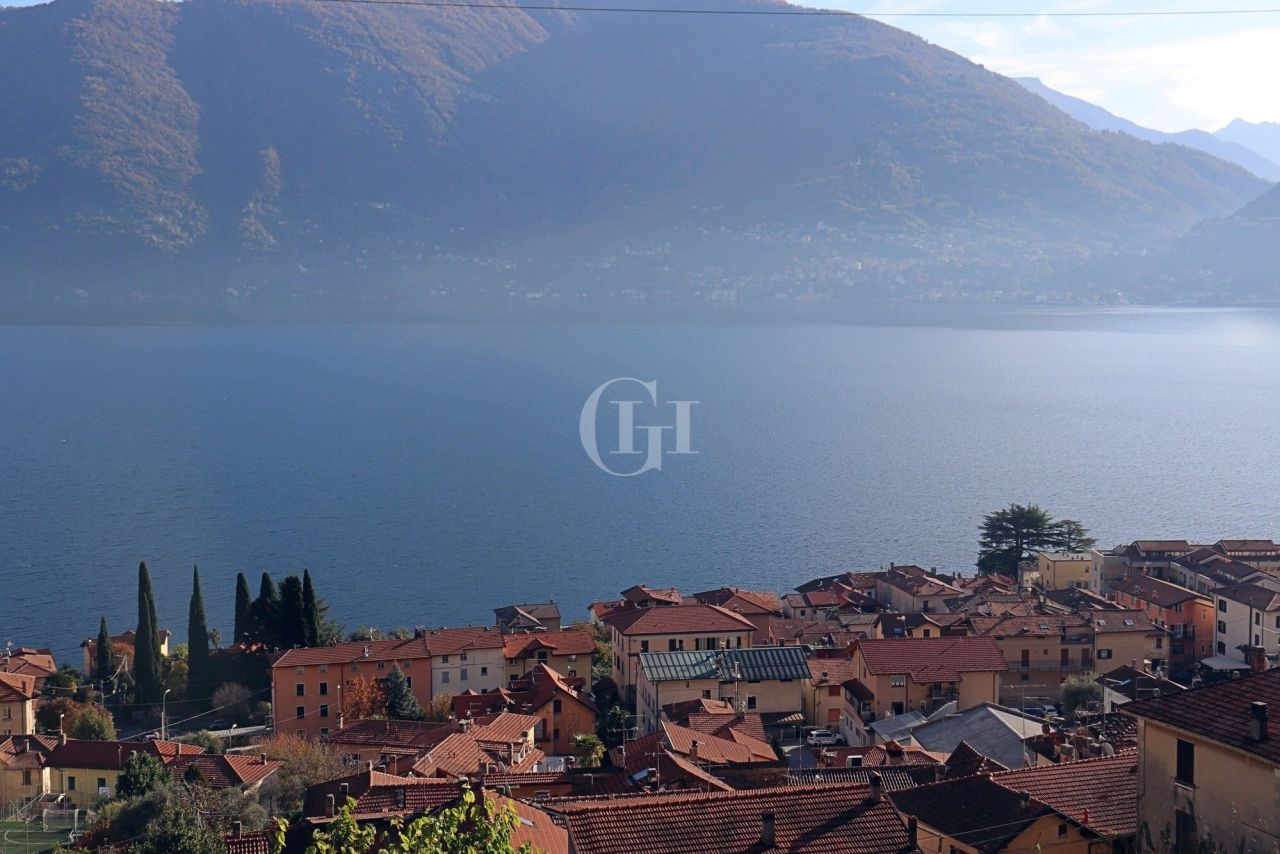 Villa por Lago de Como, Italia, 450 m² - imagen 2