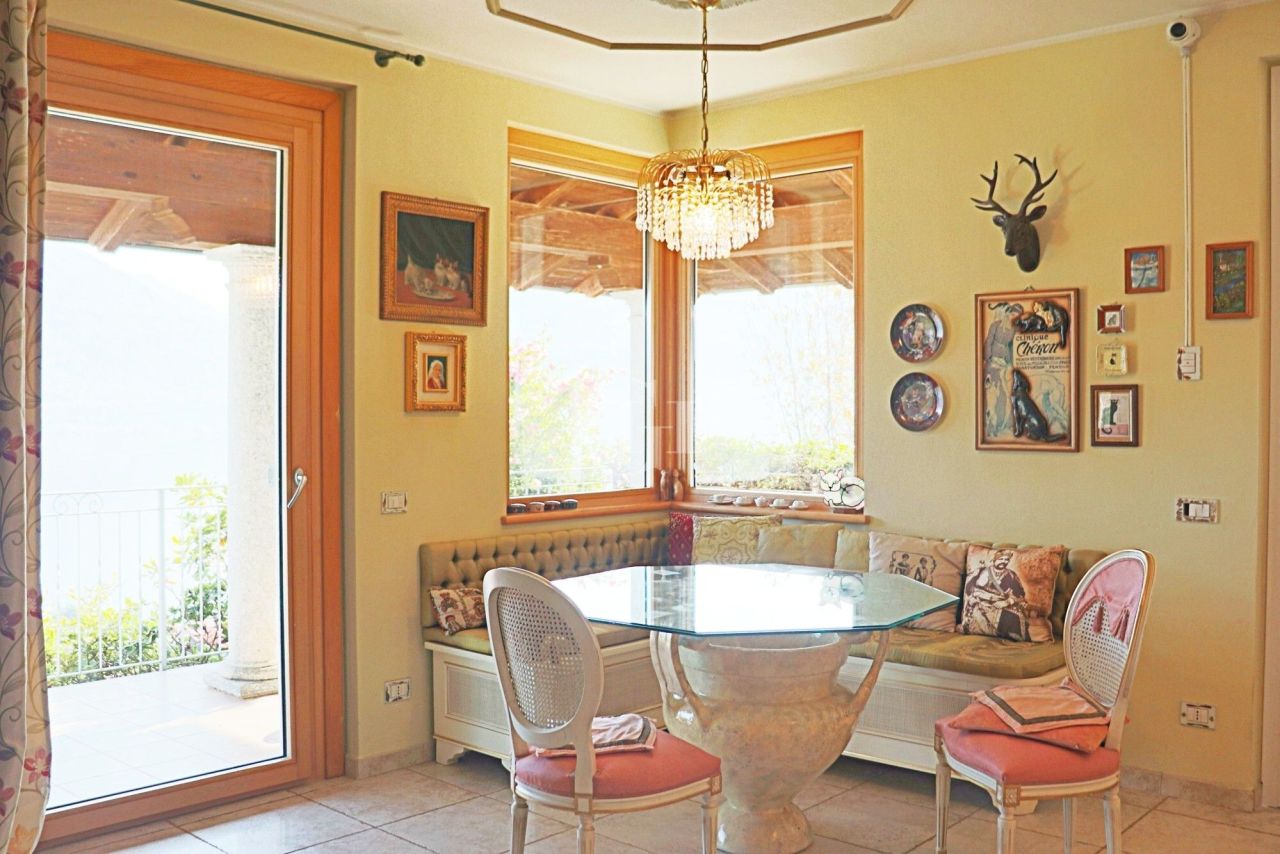 Villa por Lago de Como, Italia, 450 m² - imagen 9