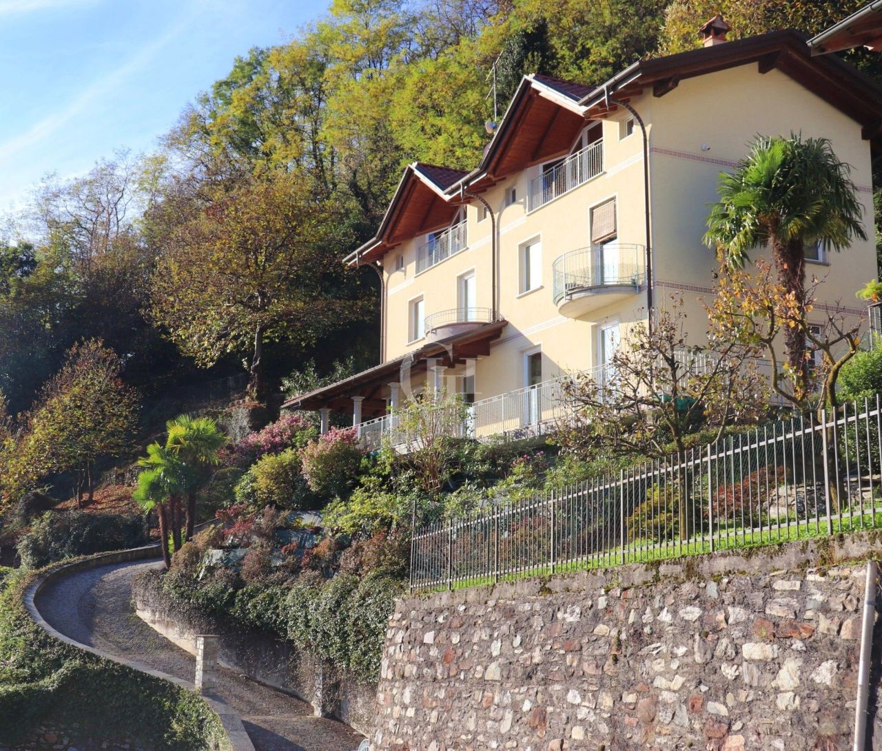 Villa por Lago de Como, Italia, 450 m² - imagen 3