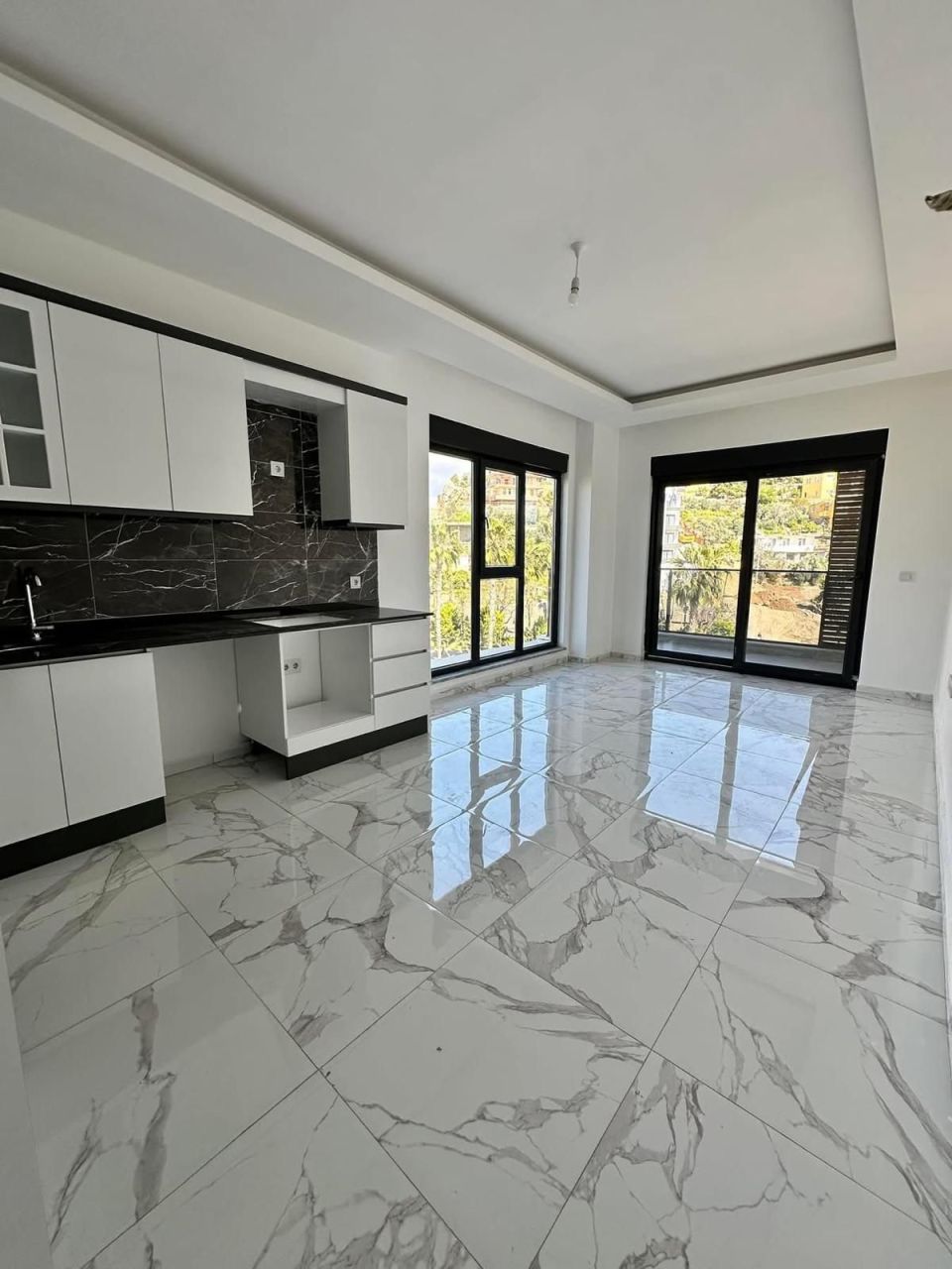Flat in Alanya, Turkey, 55 m² - picture 1