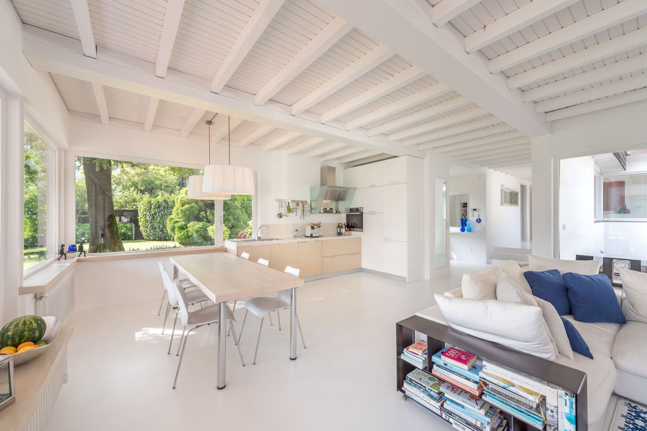 Villa in Lake Lugano, Italy, 228 m² - picture 8