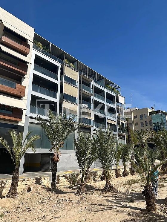 Apartment in Elche, Spain, 72 m² - picture 1