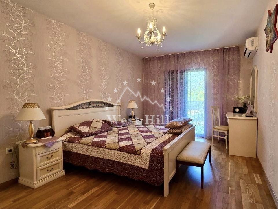 Casa en Lastva, Montenegro, 177 m² - imagen 3