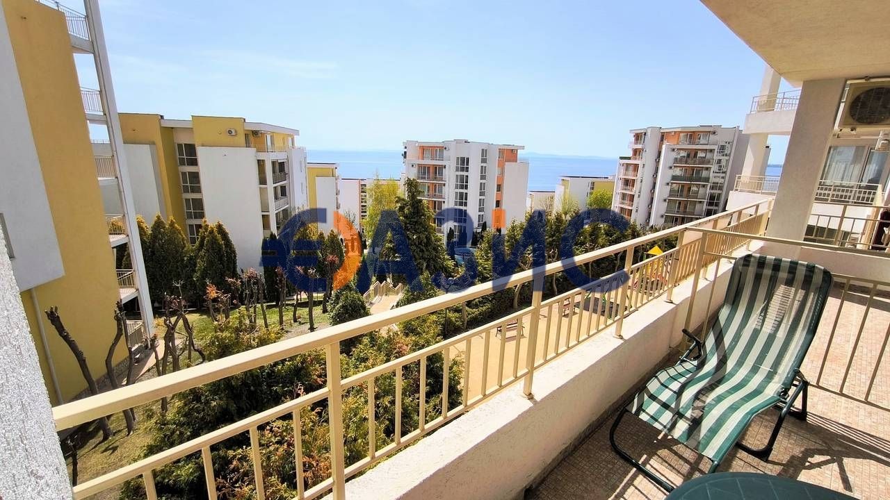 Apartment in Sveti Vlas, Bulgaria, 45 m² - picture 1